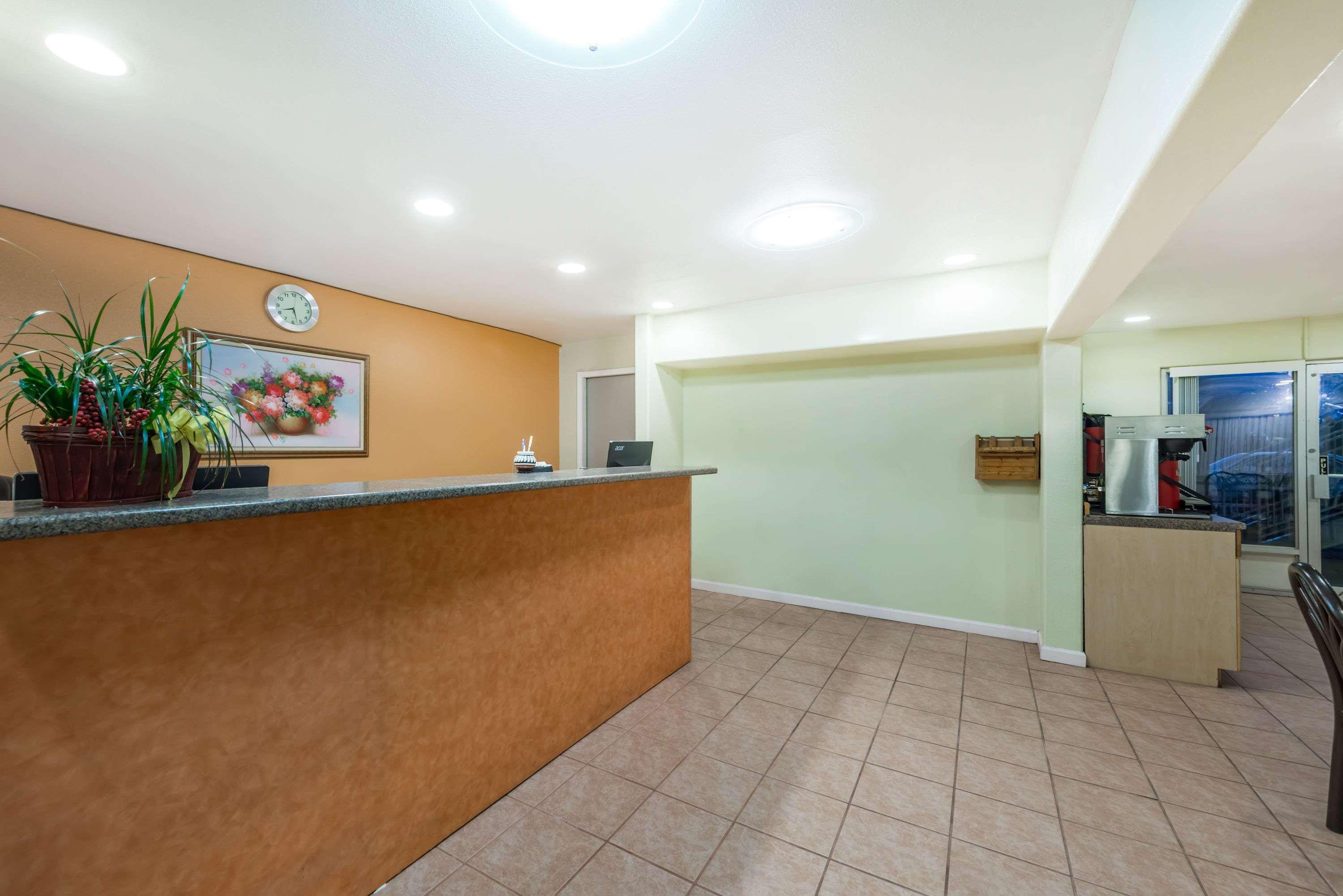 Days Inn By Wyndham Socorro Exteriör bild